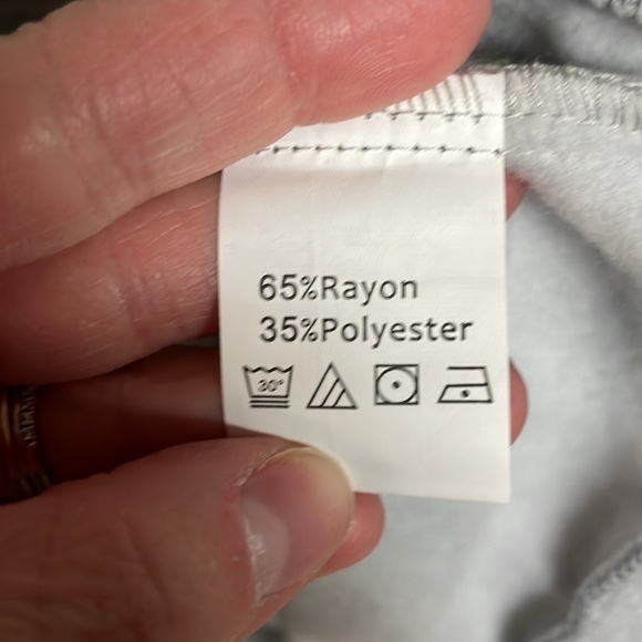 Size XL gray mock neck quarter zip sweatshirt - Picture 4 of 8